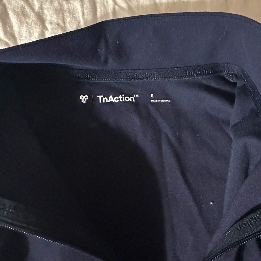 Aritzia TNA Action Navy Zip Up - Picture 2 of 3